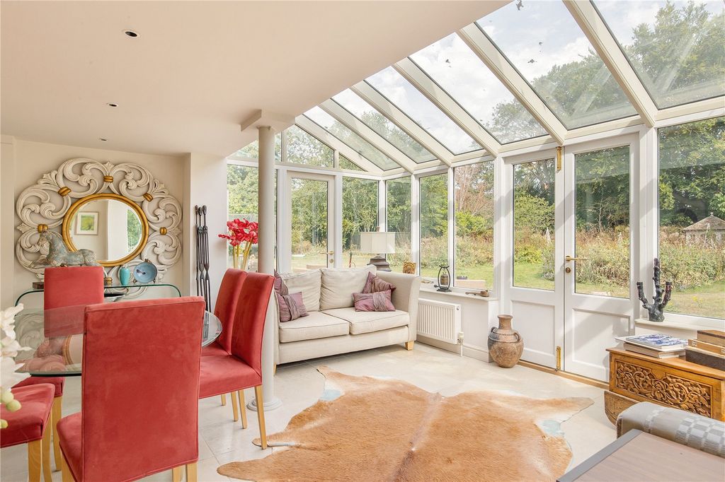 Property photo 3 of 15 Garden Room