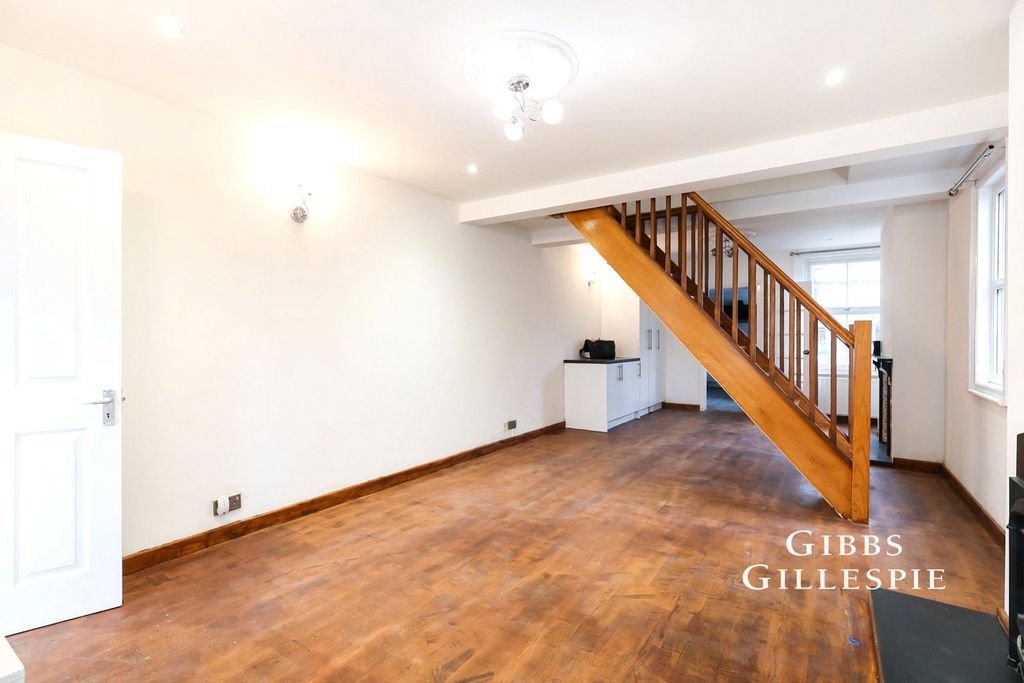 Property photo 3 of 10 Picture No. 04