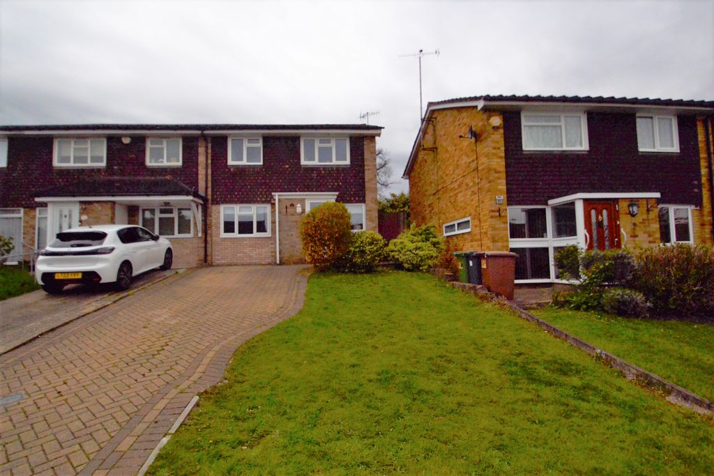 Property photo 2 of 36