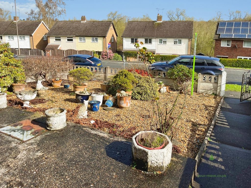 Property photo 3 of 12 Front Garden