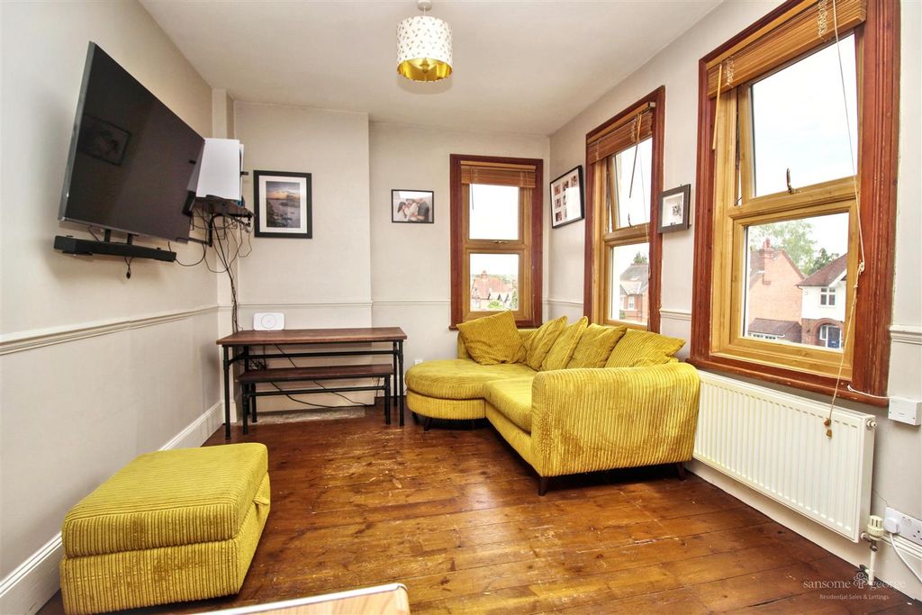 Property photo 3 of 13 Living Room