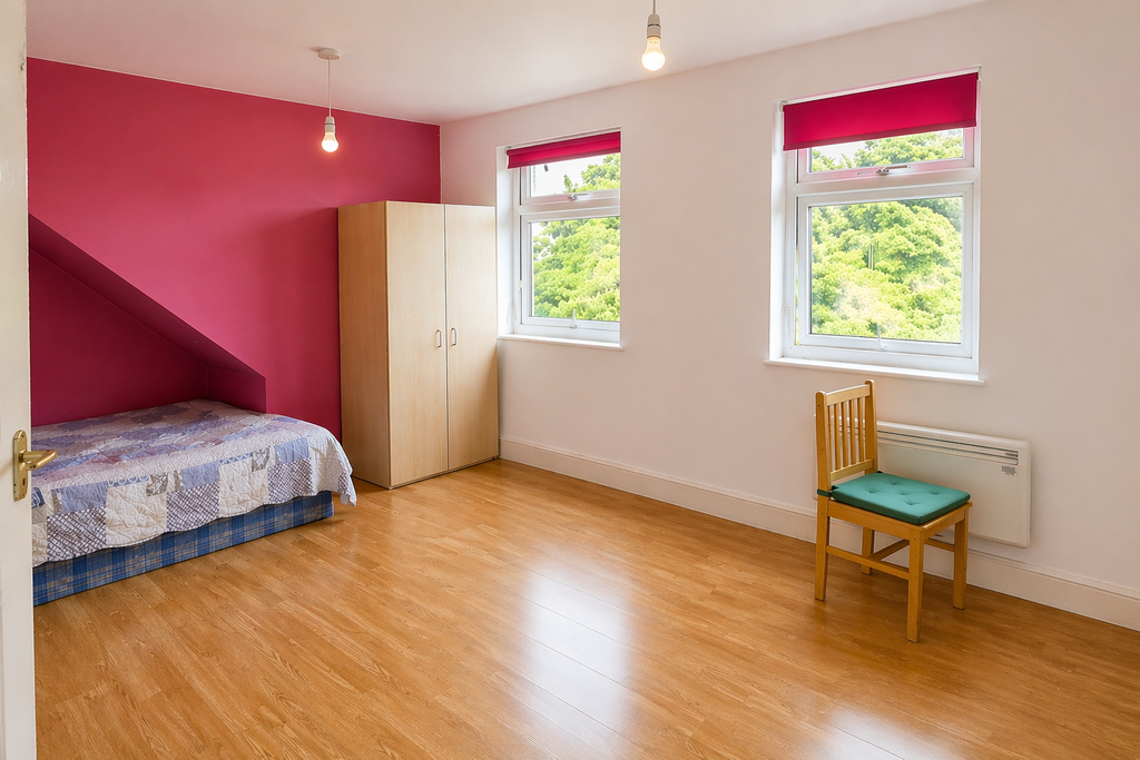 Property photo 1 of 3