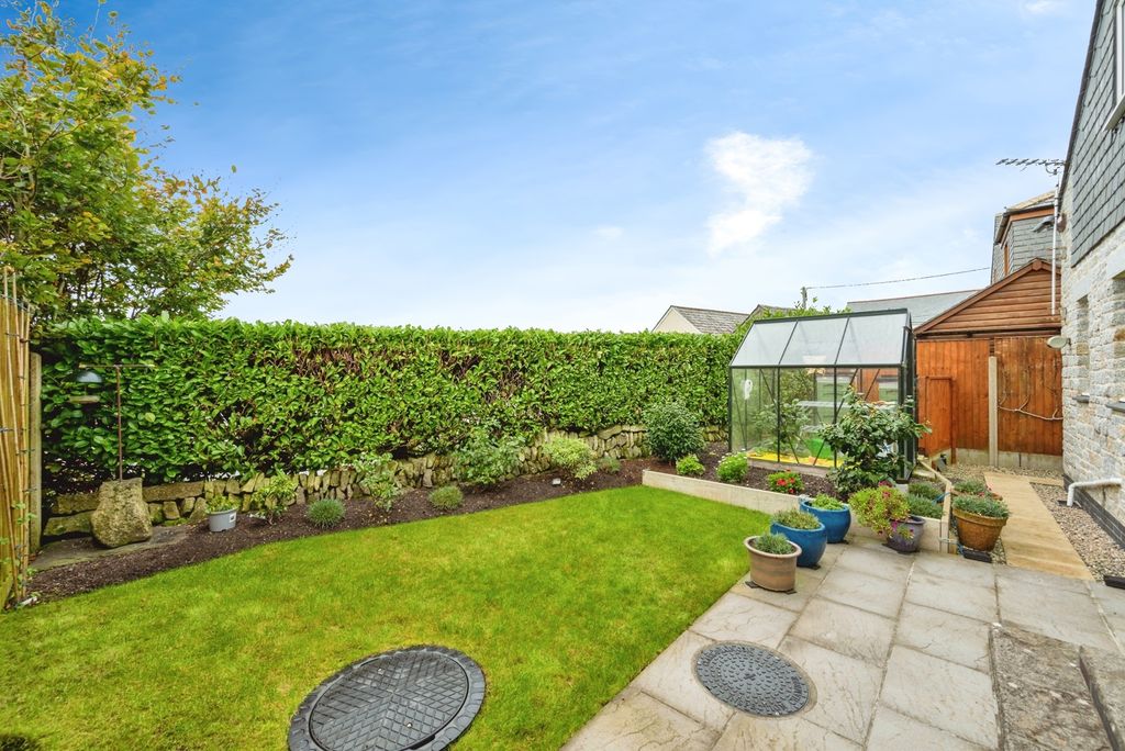 Property photo 3 of 15 Photo