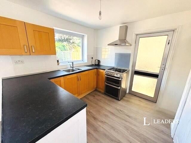 Property photo 3 of 10 Pbox-Img.Jpg