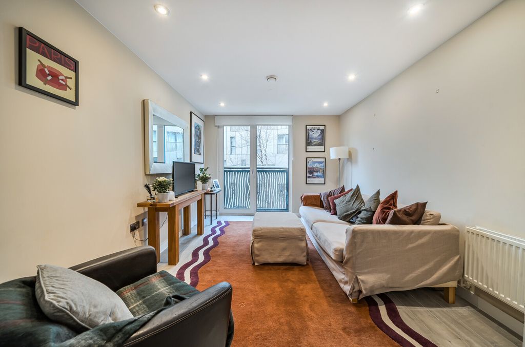 Property photo 3 of 10