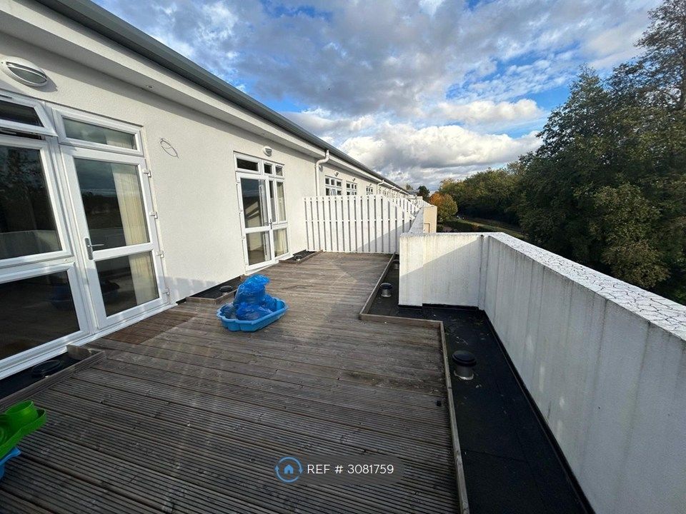Property photo 3 of 9