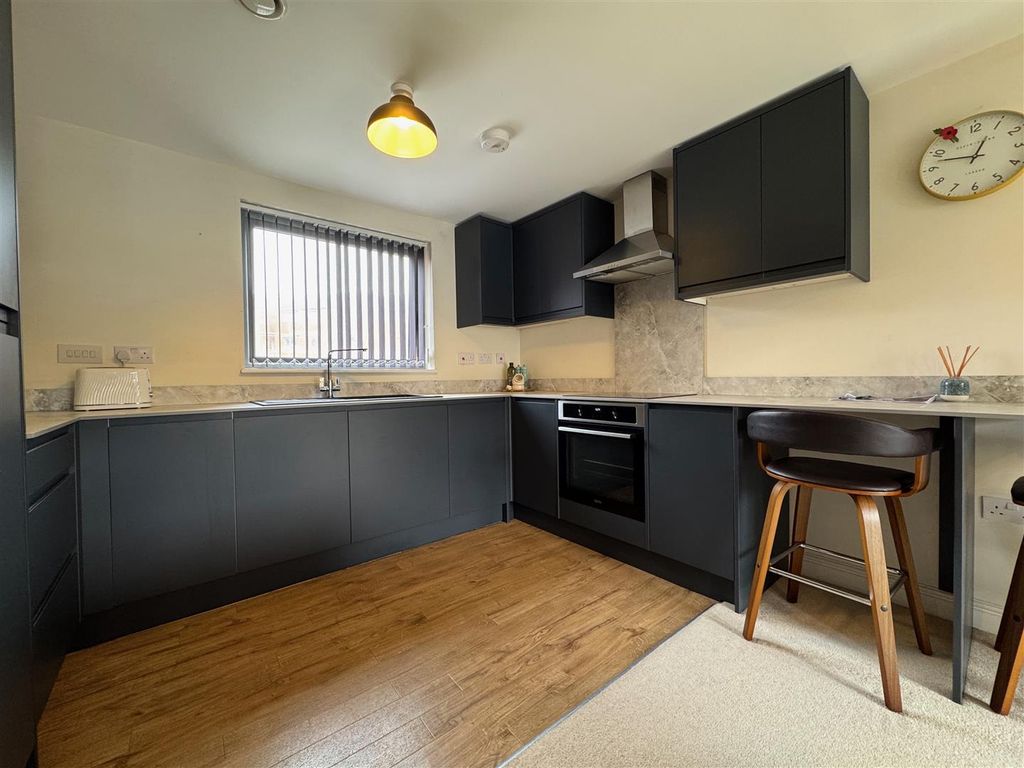 Property photo 3 of 12 Img_1737.Jpeg