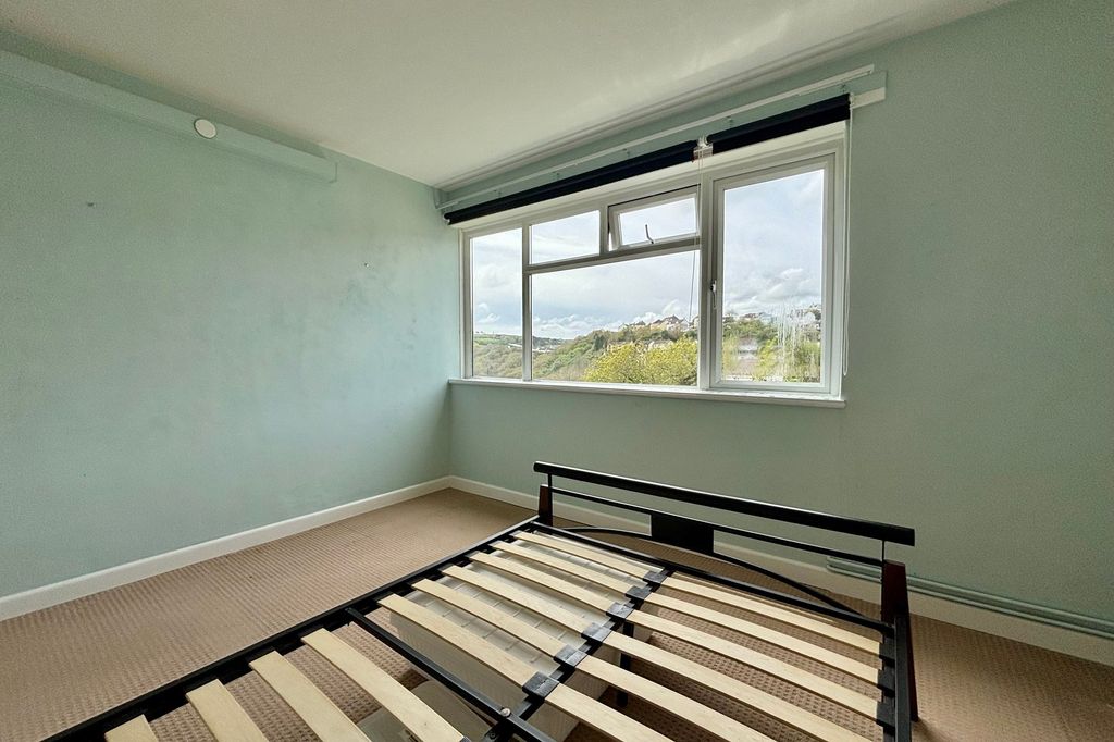Additional image 10 of 2 bed flat for saleSaracen Way, Penryn TR10