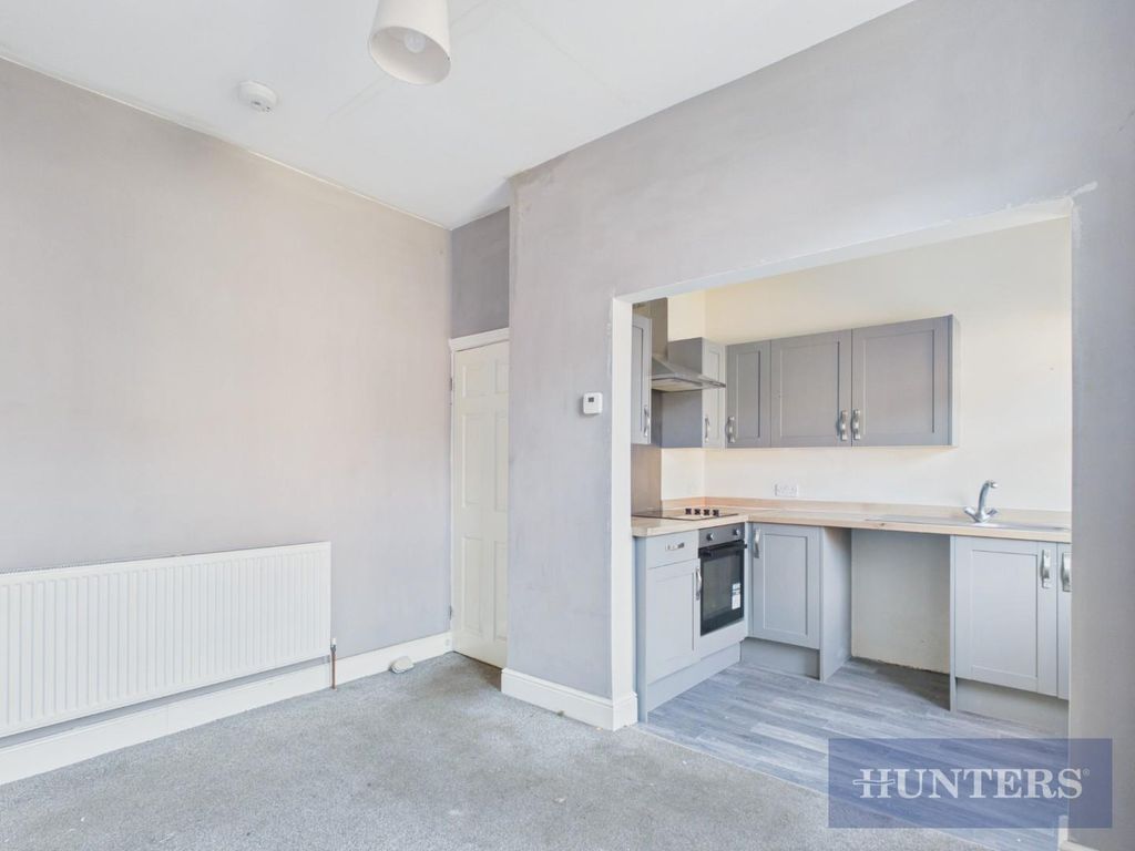 Property photo 3 of 17 Cam03444G0-Pr0173-Still007.Jpg
