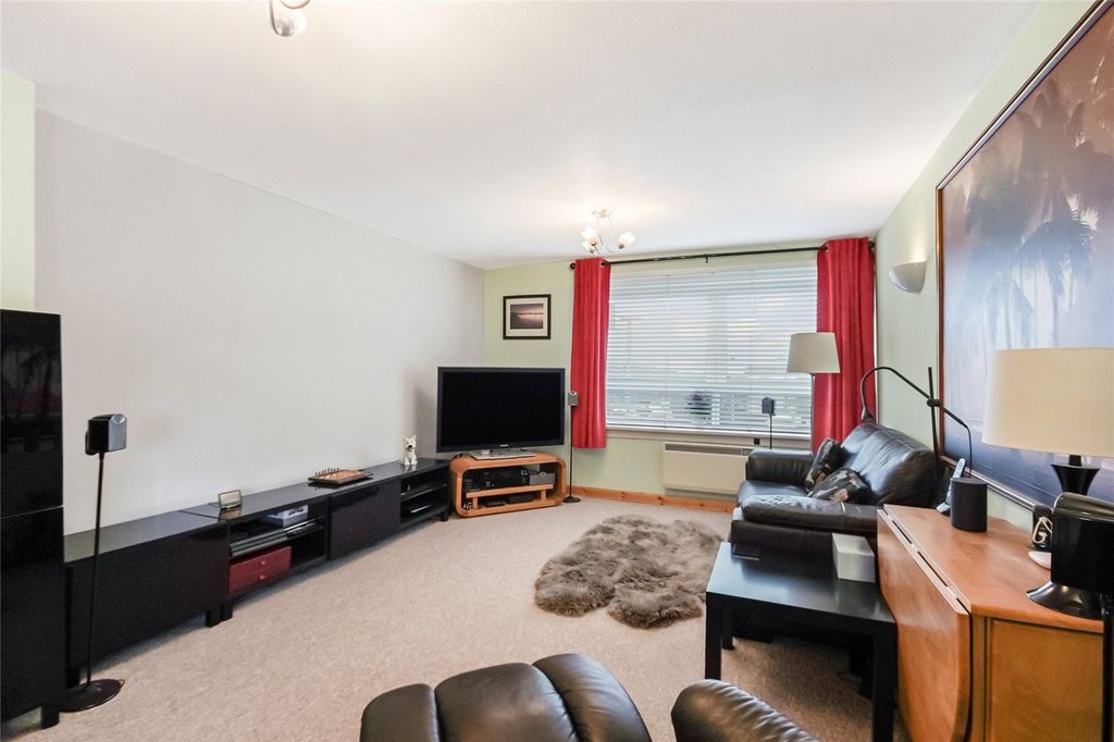 Property photo 2 of 19 Picture No. 02