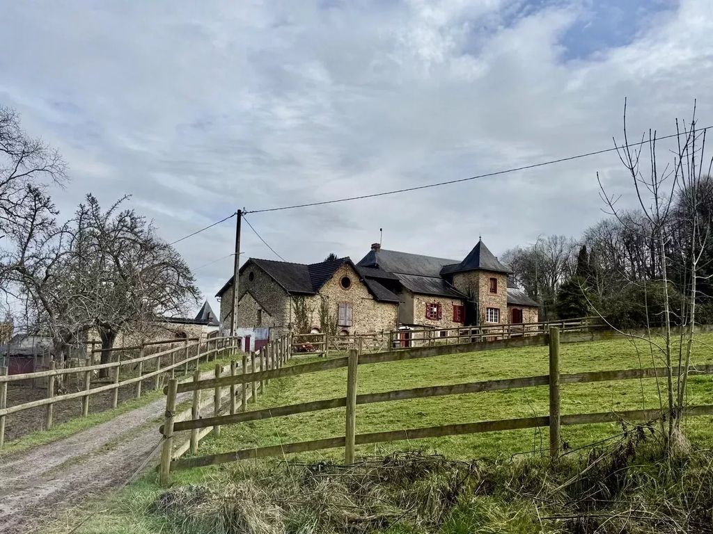 Property photo 1 of 14 Main Exterior View