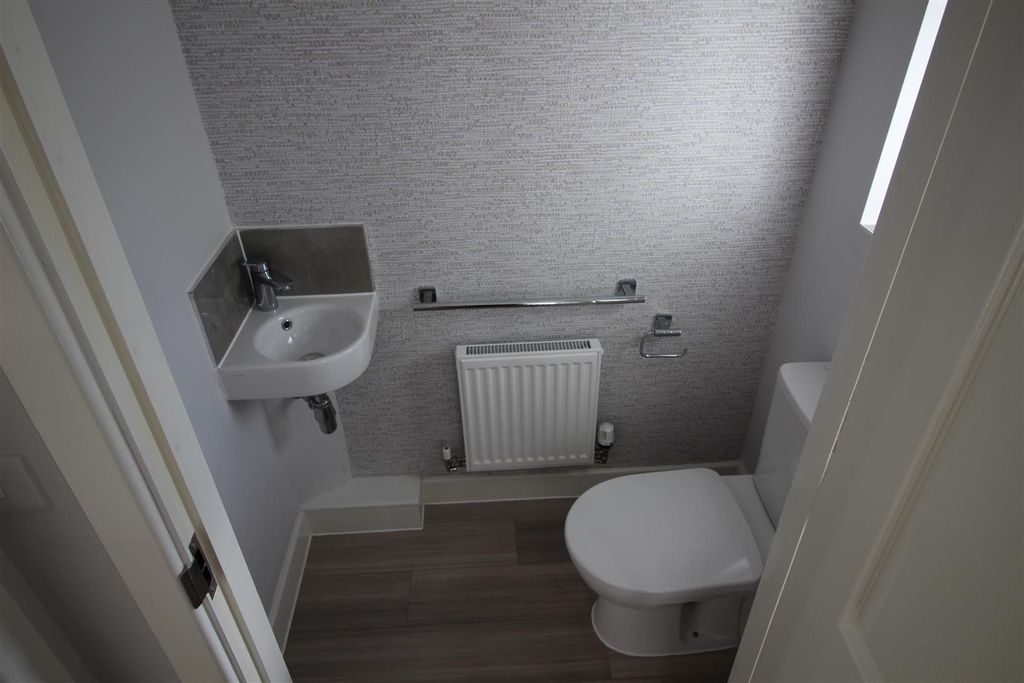 Property photo 2 of 14 Img_8728.Jpg