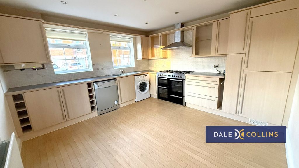 Property photo 2 of 20 Photo 6