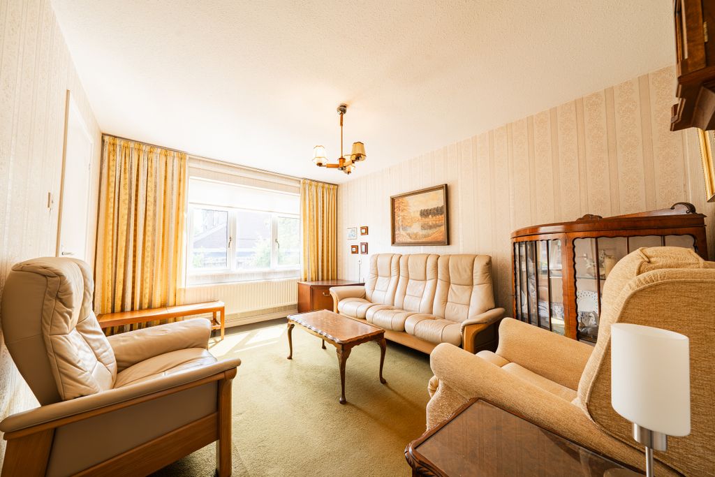 Property photo 2 of 15 Mll02760-Hdr