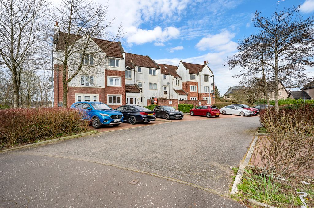 Property photo 1 of 31