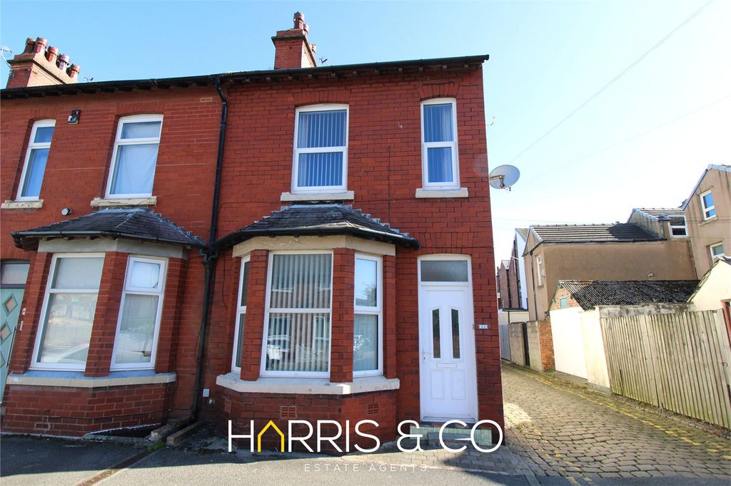 Property photo 1 of 15 Picture No. 13