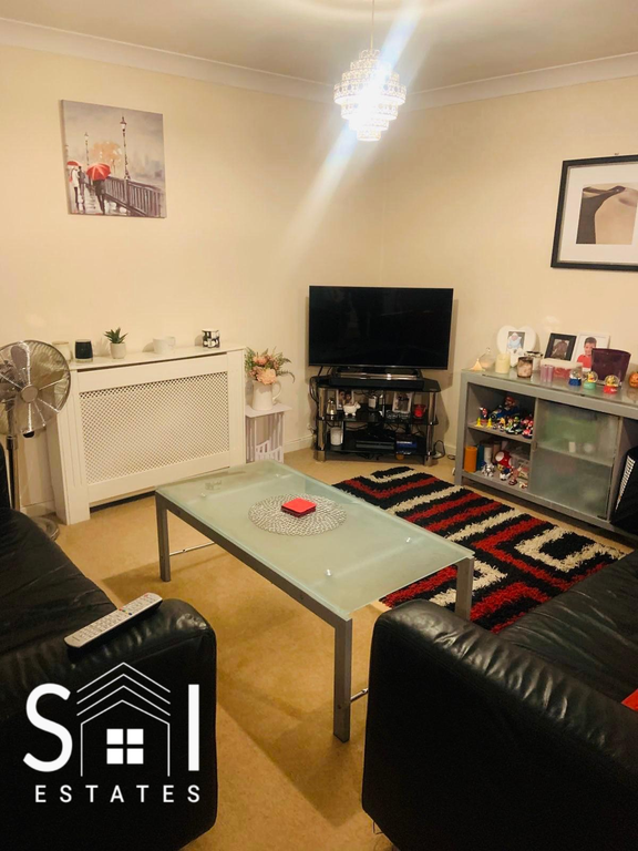 Property photo 1 of 9