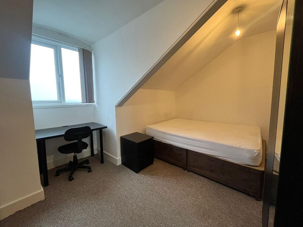 Property photo 3 of 4 4c72E88B-Cb5A-449F-A57d-5B3Aba09Bde2.Jpg