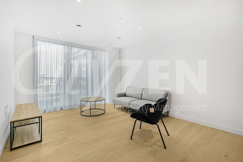 Property photo 1 of 34 Reception