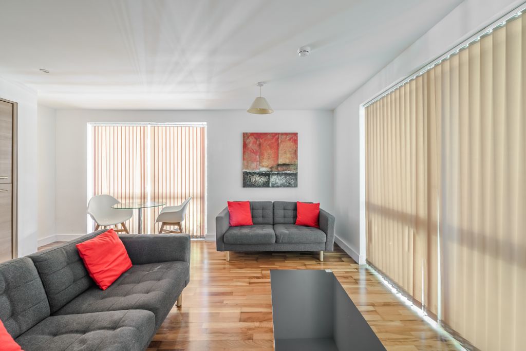 Property photo 2 of 10 308 Hemisphere-3