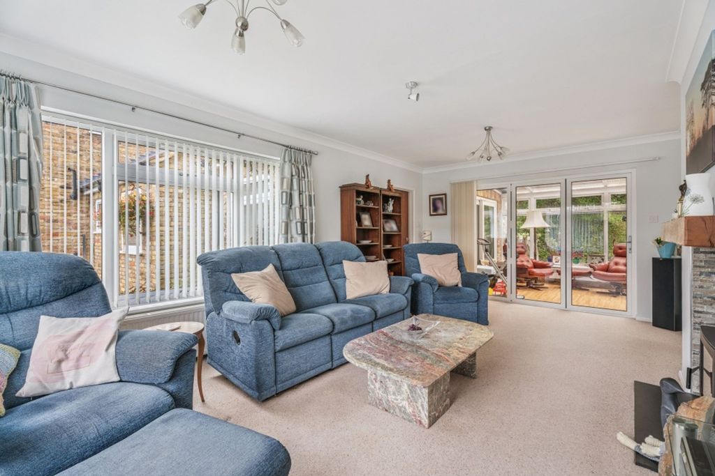 Property photo 2 of 14 Photo 2