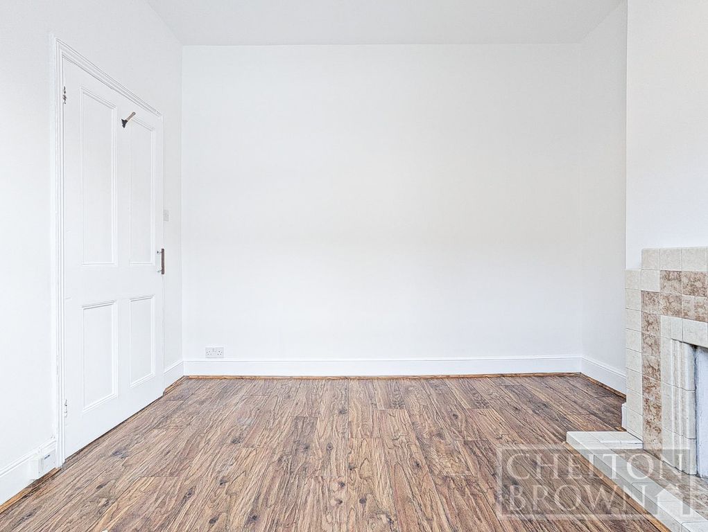 Property photo 3 of 23 Living Room