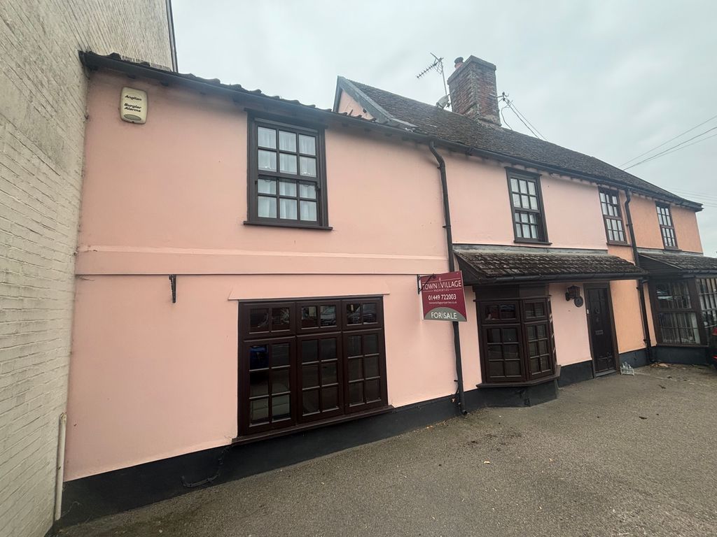 Property photo 1 of 12