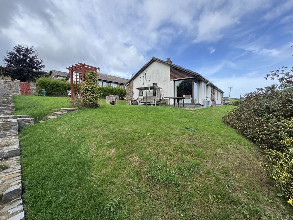 Property photo 1 of 29