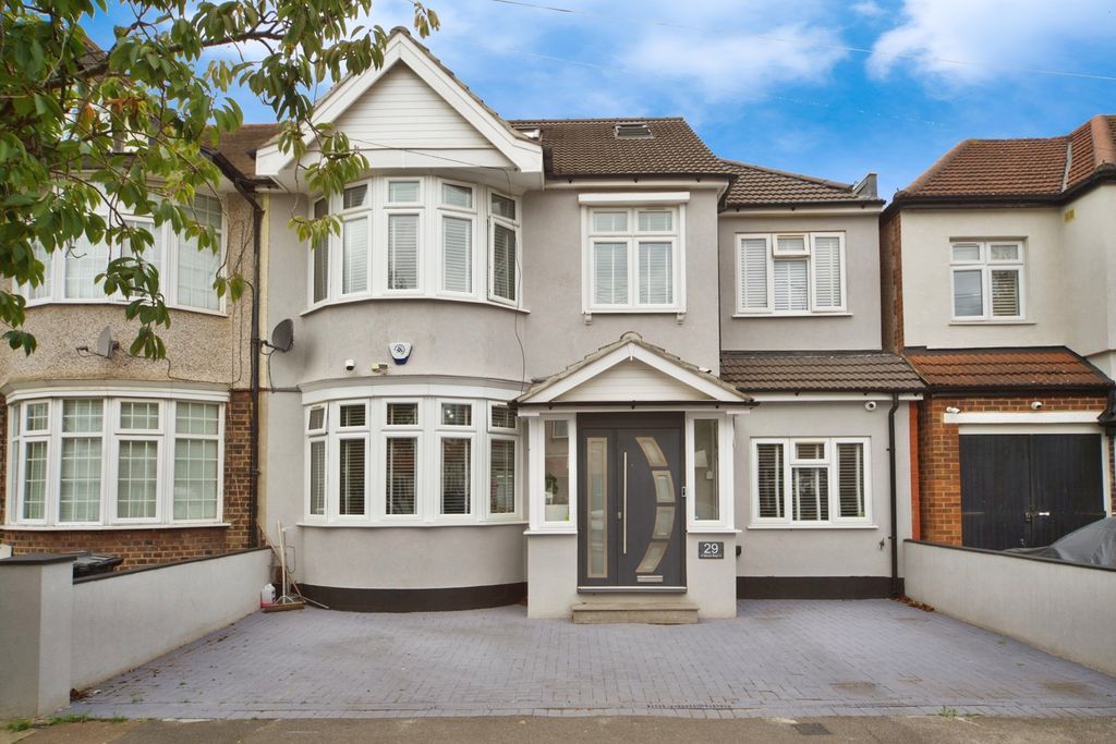 Property photo 1 of 27 Photo