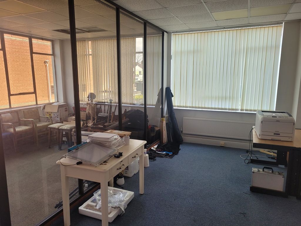 Property photo 3 of 6