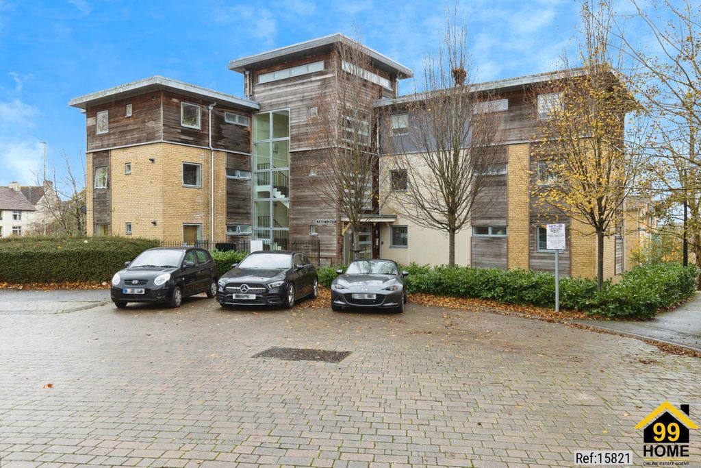 Property photo 2 of 20 Photo 1