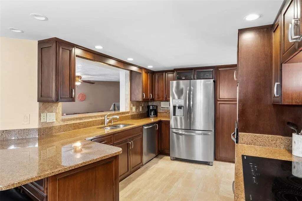 Property photo 3 of 20 <Alttext/>