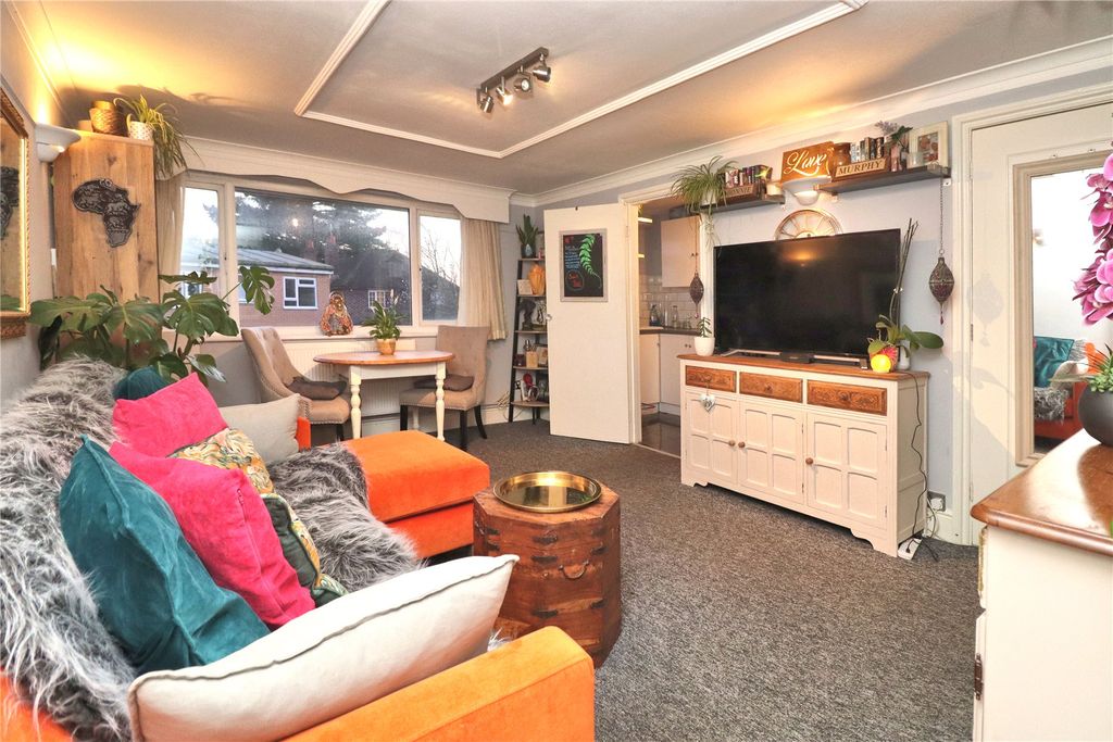 Additional image 6 of 1 bed maisonette for saleBarrack Path, Woking, Surrey GU21