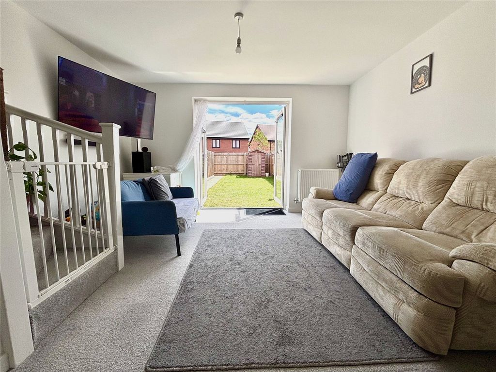 Property photo 3 of 15 Picture No. 22