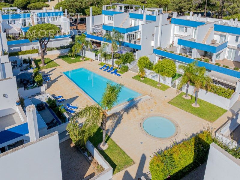 Property photo 2 of 53