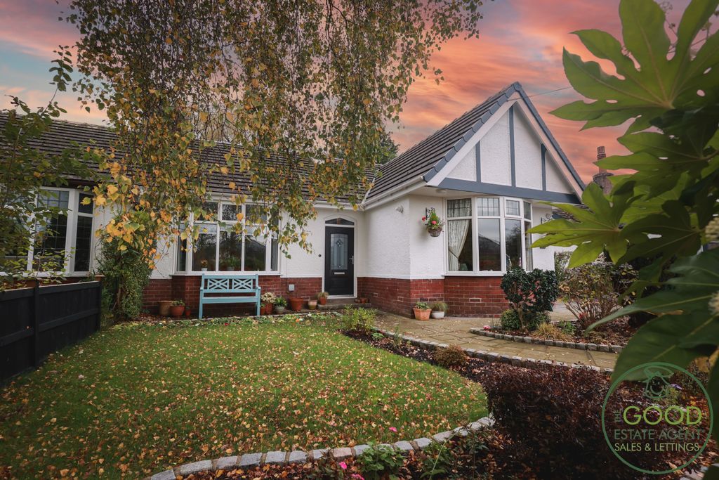 Property photo 2 of 30