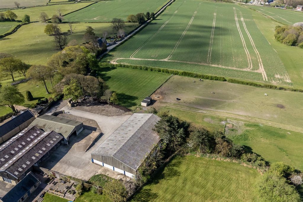 Property photo 1 of 17 Mount View Farm