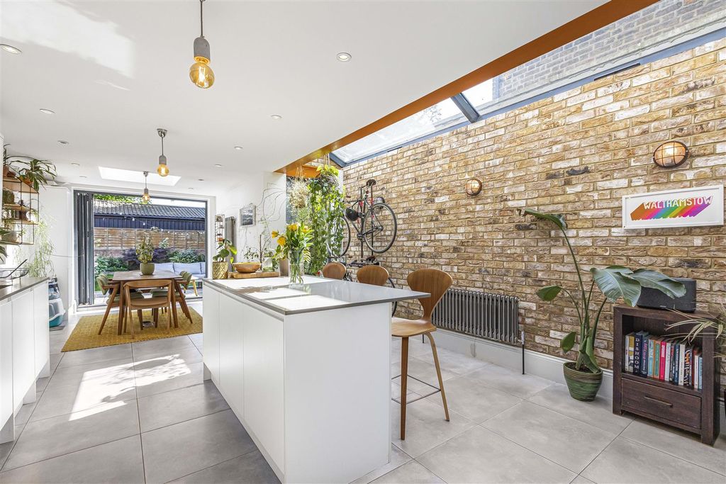 Property photo 3 of 45 3