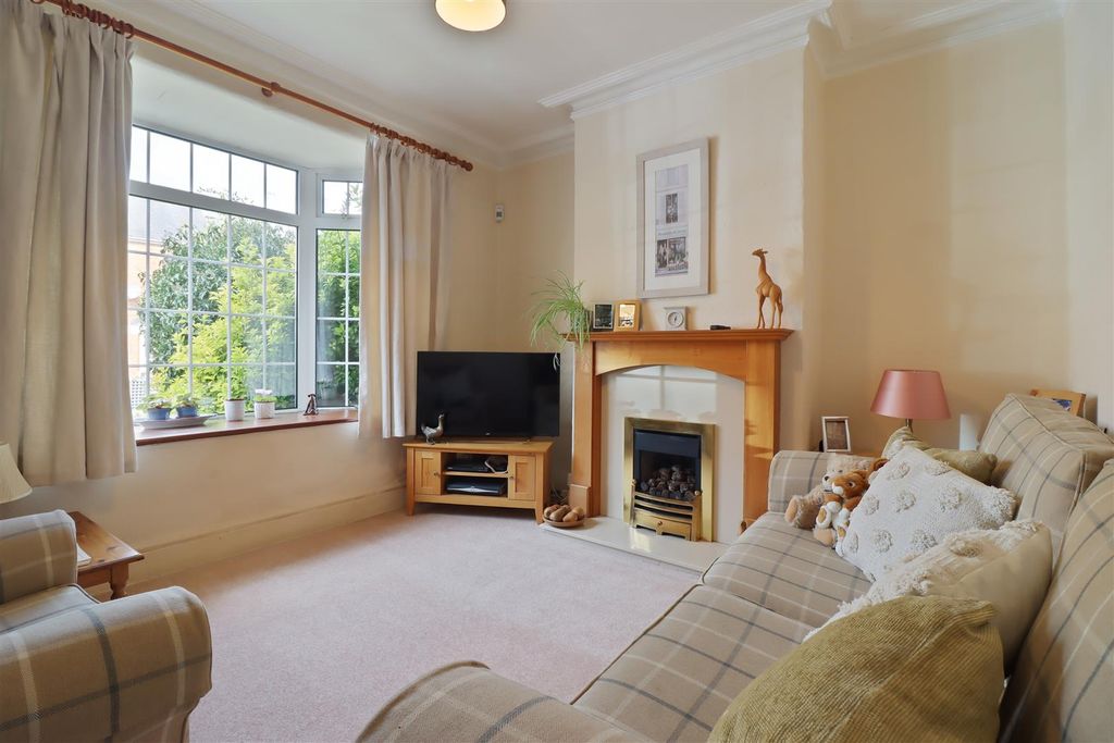 Property photo 2 of 15 Img_5469_1.Jpg