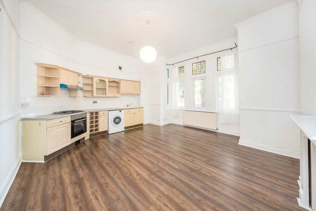 Property photo 2 of 4