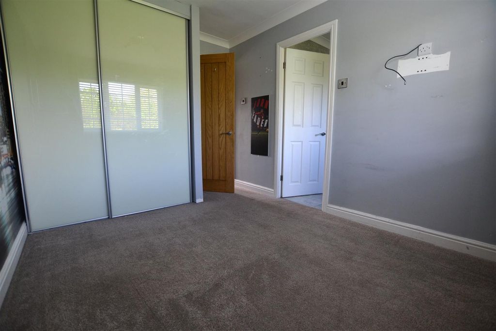 Additional image 9 of 6 bed detached house for saleParklands Court, Gateshead NE10