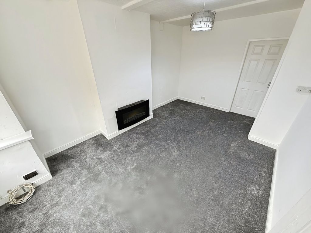 Property photo 3 of 15 Picture No. 11