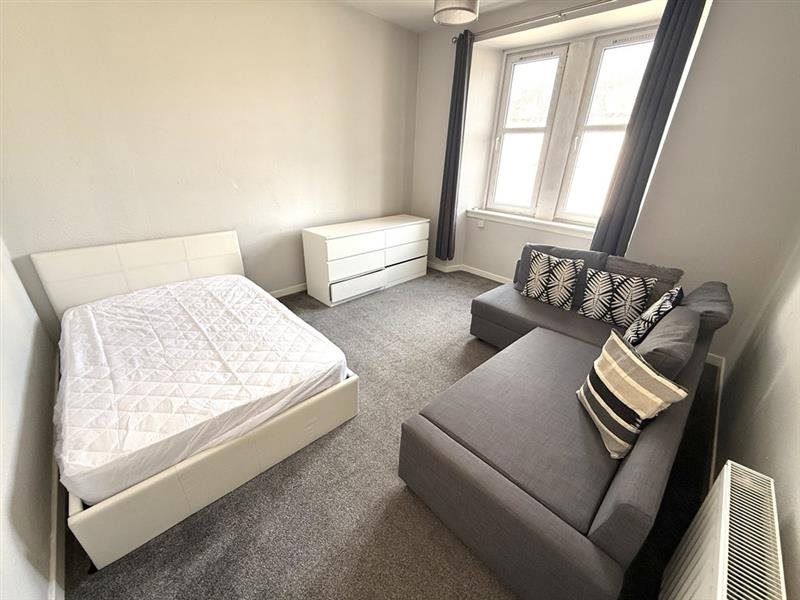 Property photo 2 of 6 A345d09A-831B-4046-Aaa2-F29027805B79