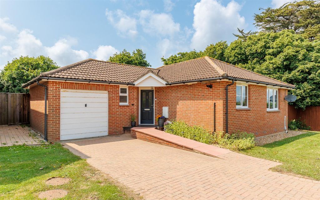 Property photo 2 of 29