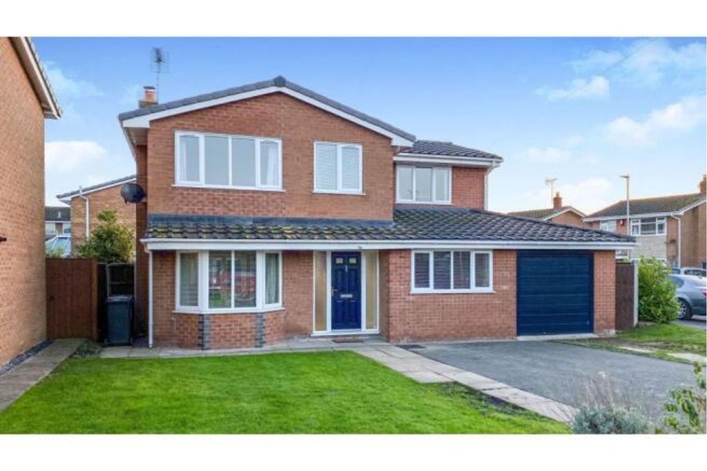 Property photo 1 of 16 Front