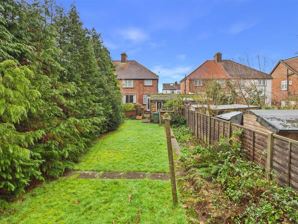 Property photo 3 of 15