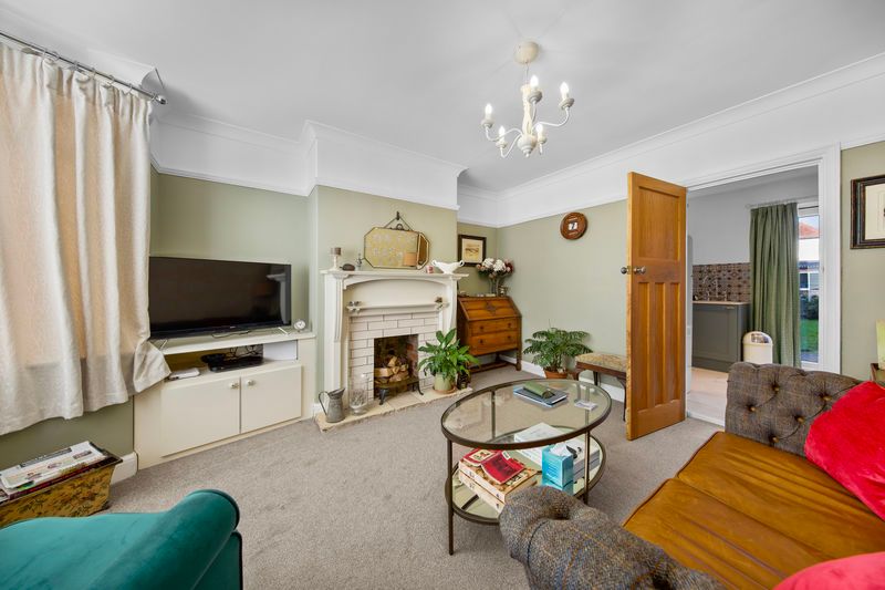 Property photo 2 of 27 Living-Room