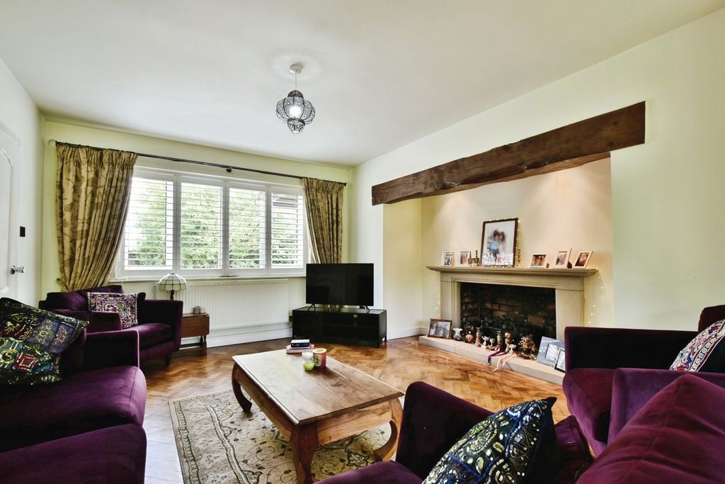 Property photo 2 of 29 Pbox-Img.Jpg