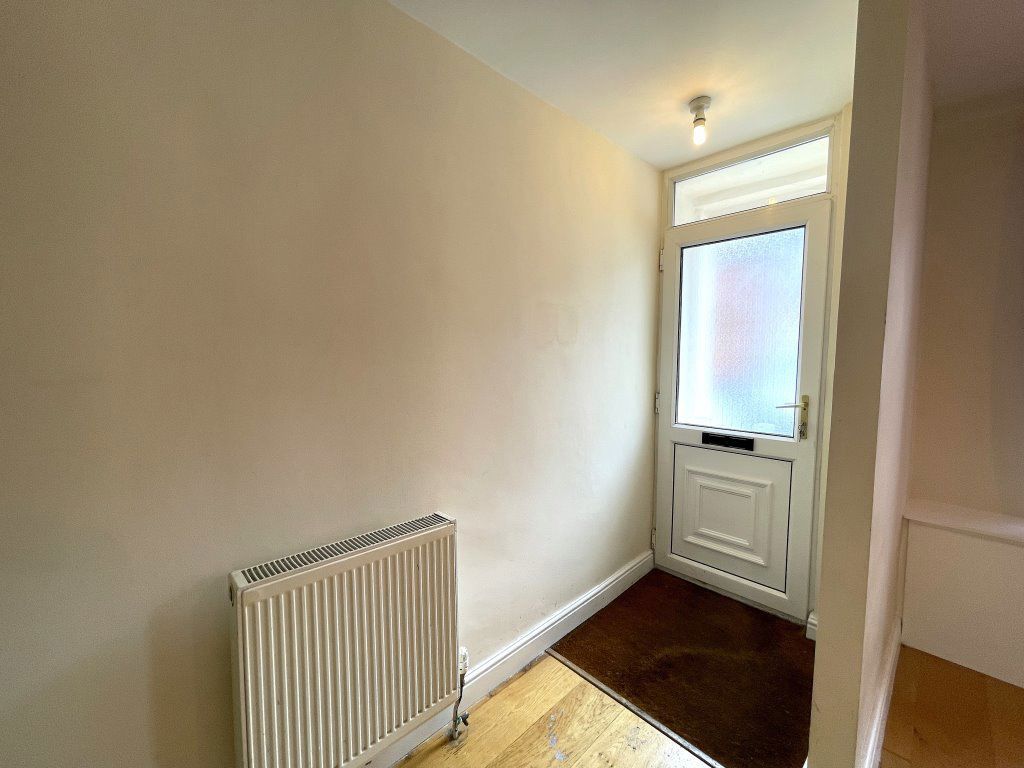 Property photo 2 of 26