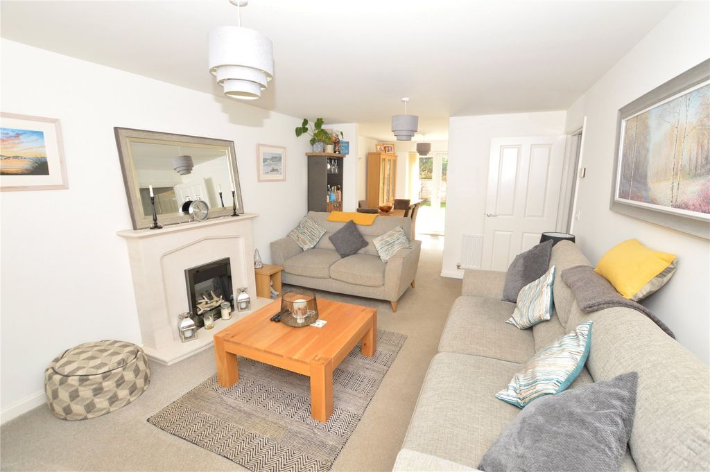 Property photo 3 of 12 Picture No. 65